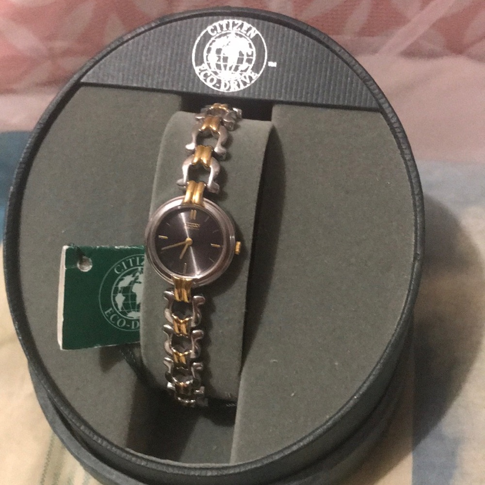 Female watch